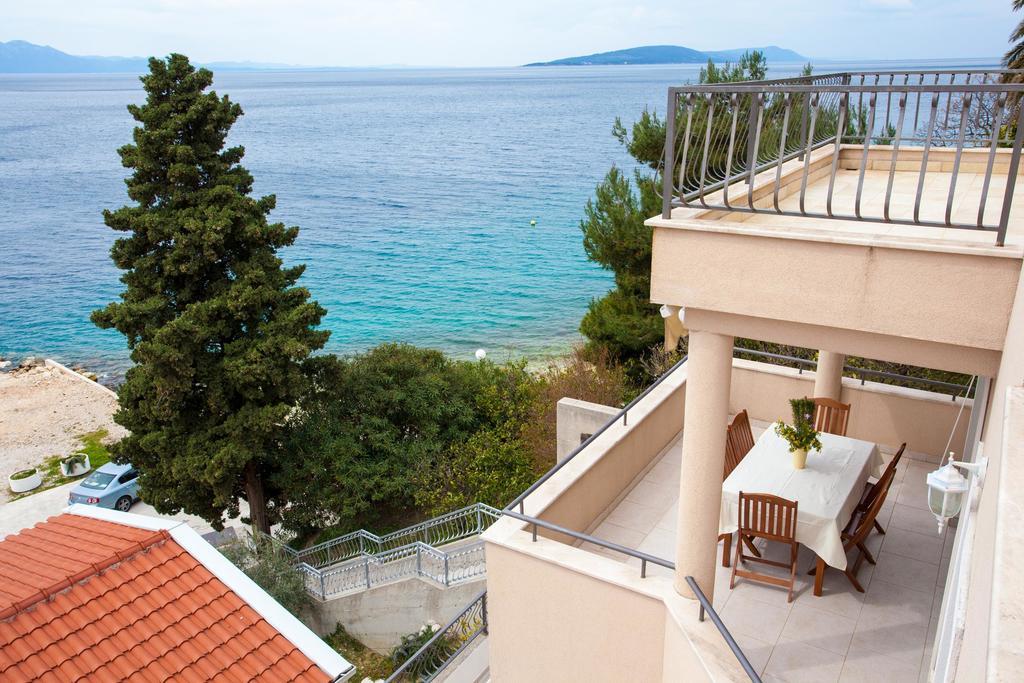 Apartments Plana, Заострог Экстерьер фото